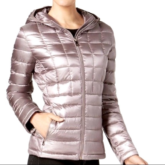 Andrew Marc Jackets & Blazers - Andrew Marc Featherweight Packable Down Jacket